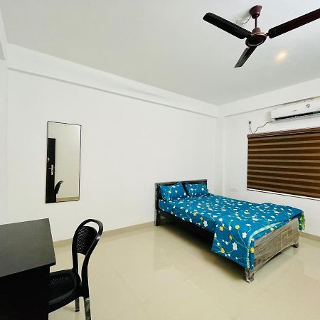 Highland Residency Hotel Attappādi Buitenkant foto