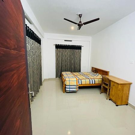 Highland Residency Hotel Attappādi Buitenkant foto
